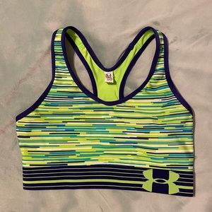 Under Armor Sports Bra - Size S